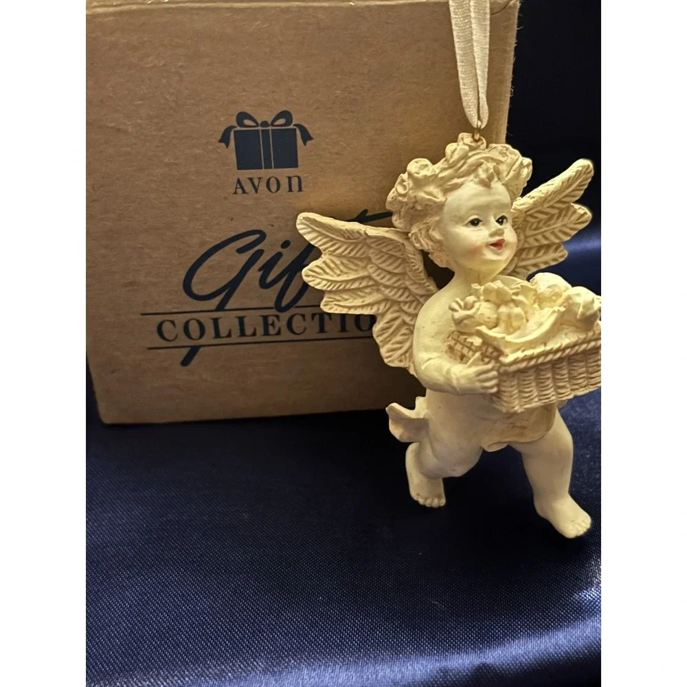 Vintage Avon Cherub Angel Ornament Basket of Fruit Gift Collection w/ Box[A1]